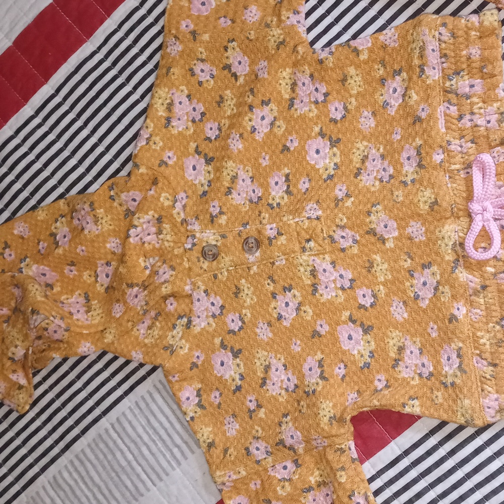 Nicole Miller Baby Girl 2 PC Orange/Pink Floral Long Sleeve Hoodie/Shorts 3-6M